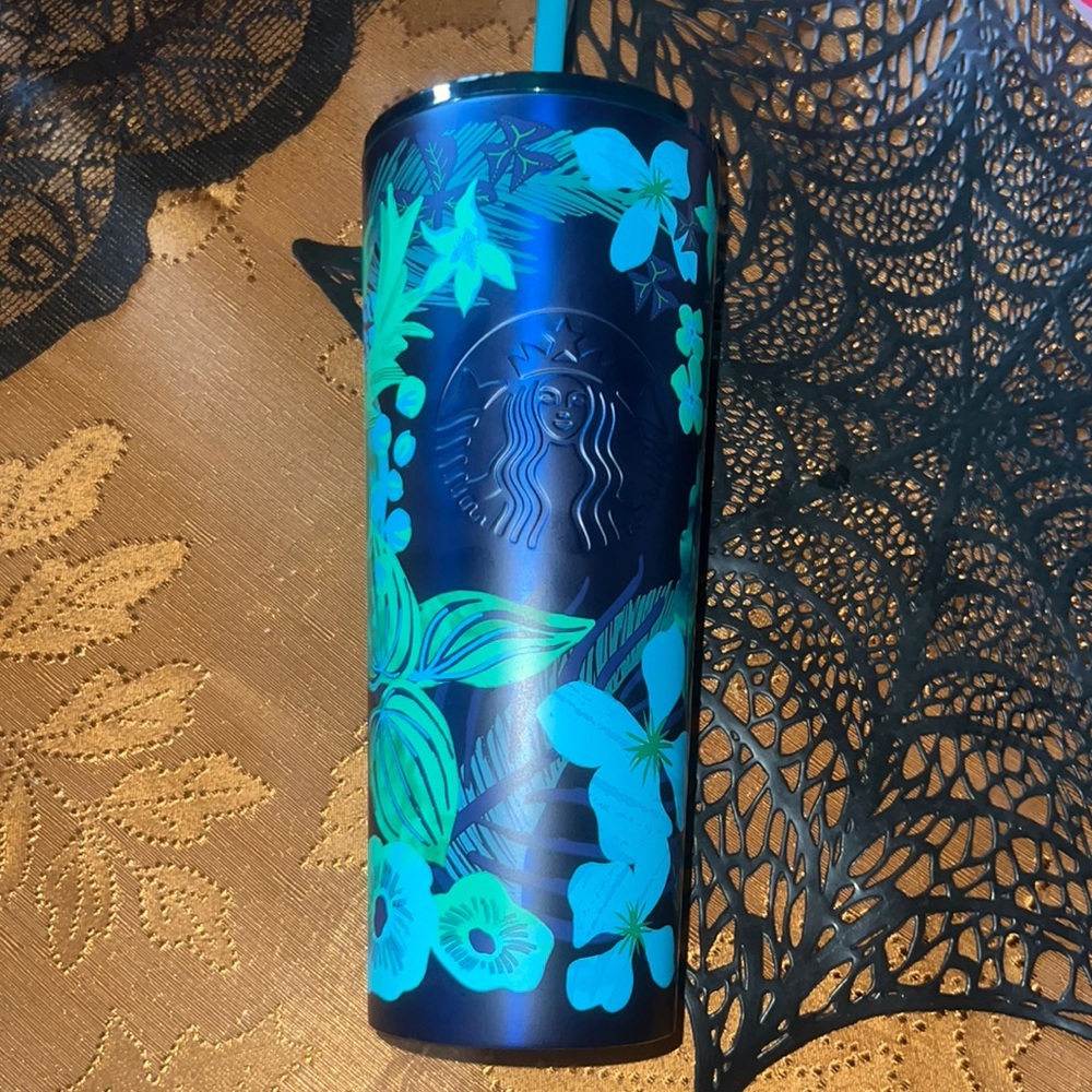 Blue green flowers